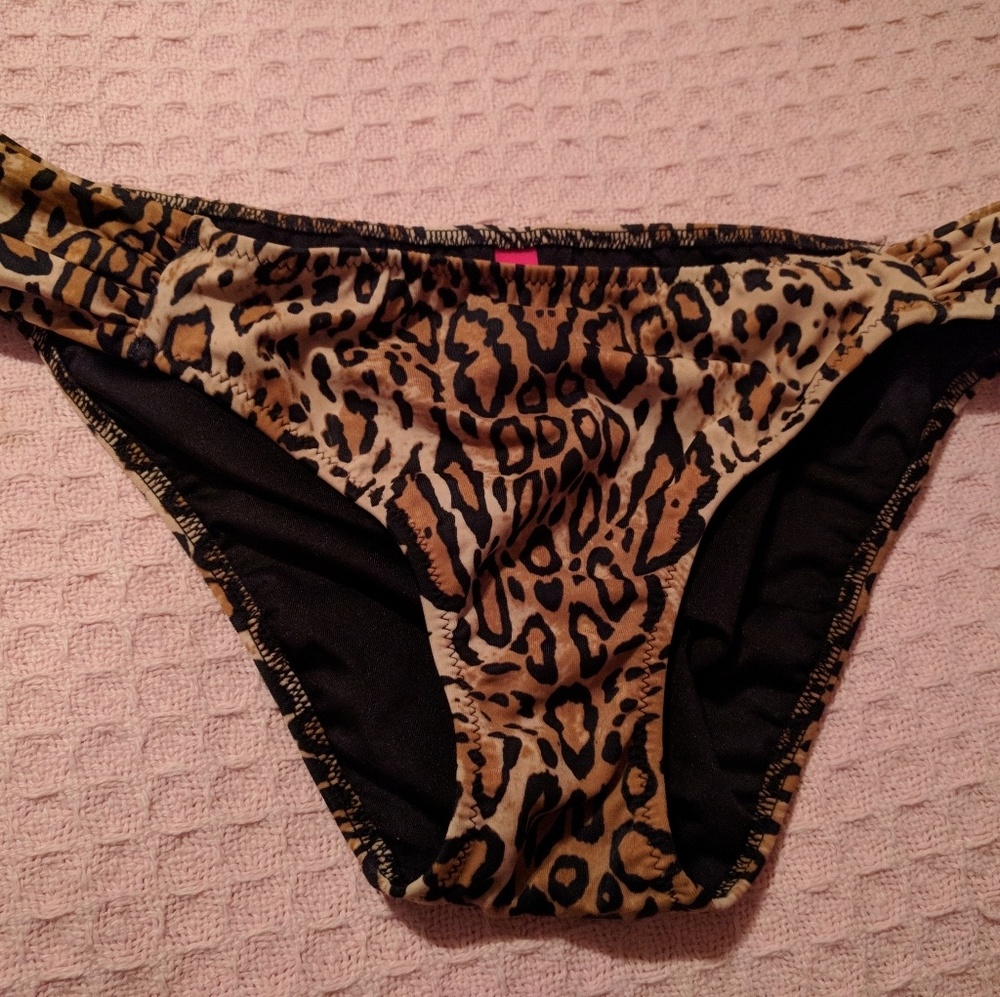 Victoria's Secret Leopard Bikini Bottoms